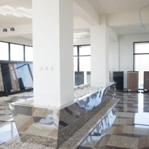 showroom Marmur Art et 1 - podea granit 3d - Lastre granit rosu, granit maro , marmura latte granite placaj granit